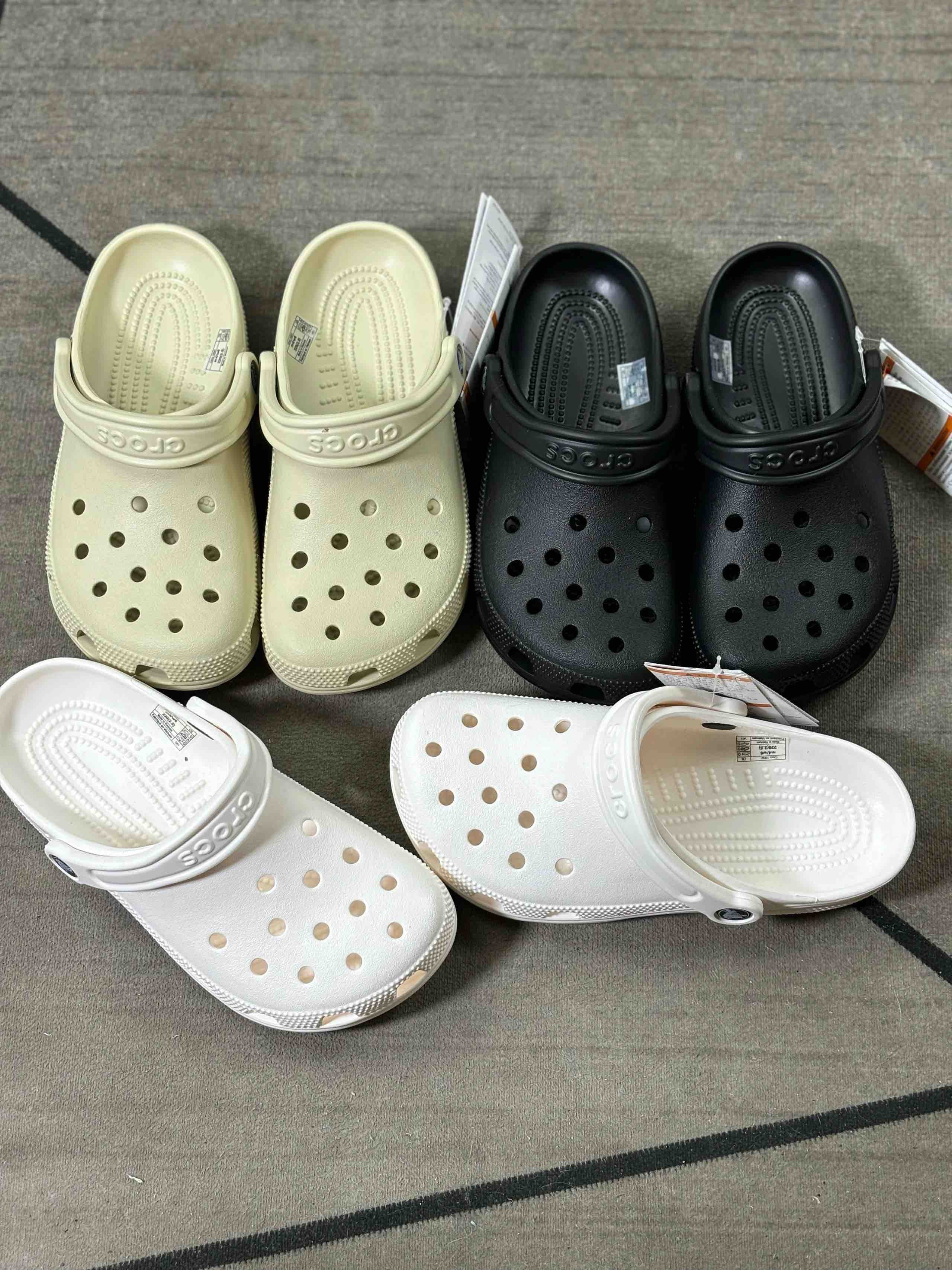 CROCS