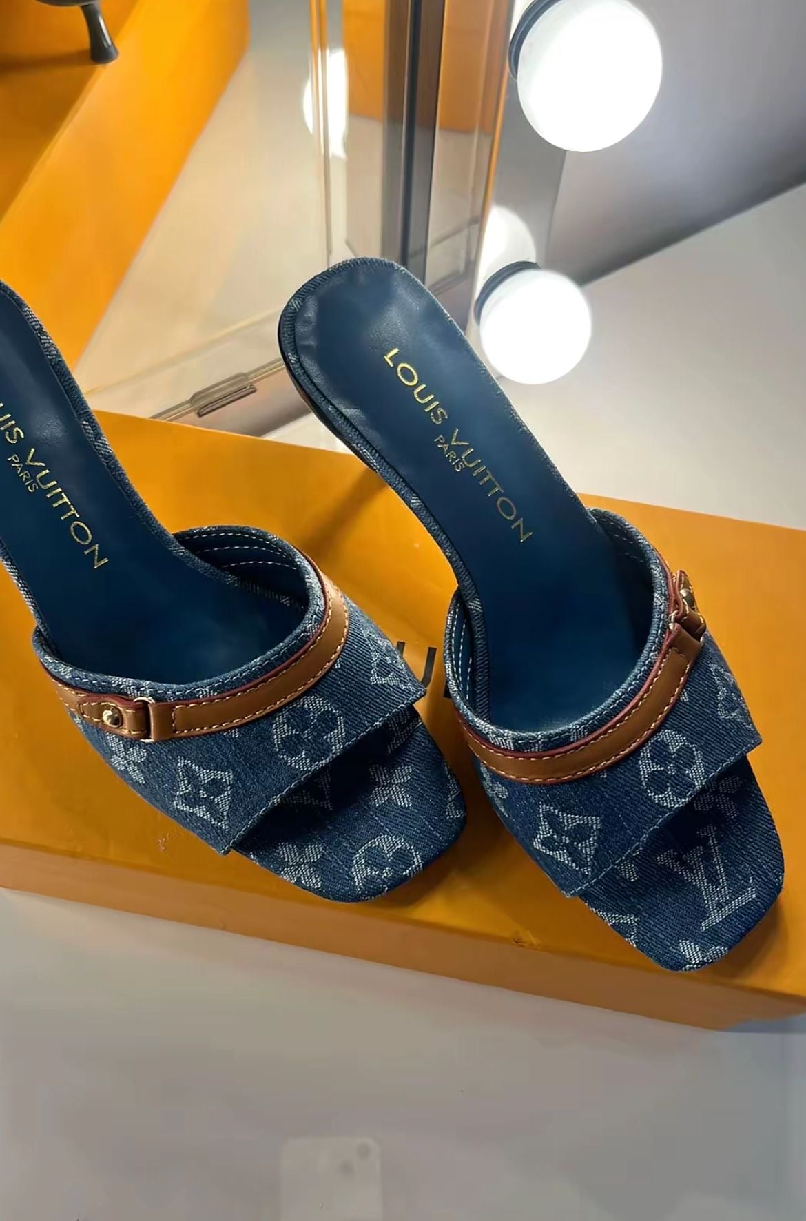 Escarpins LV